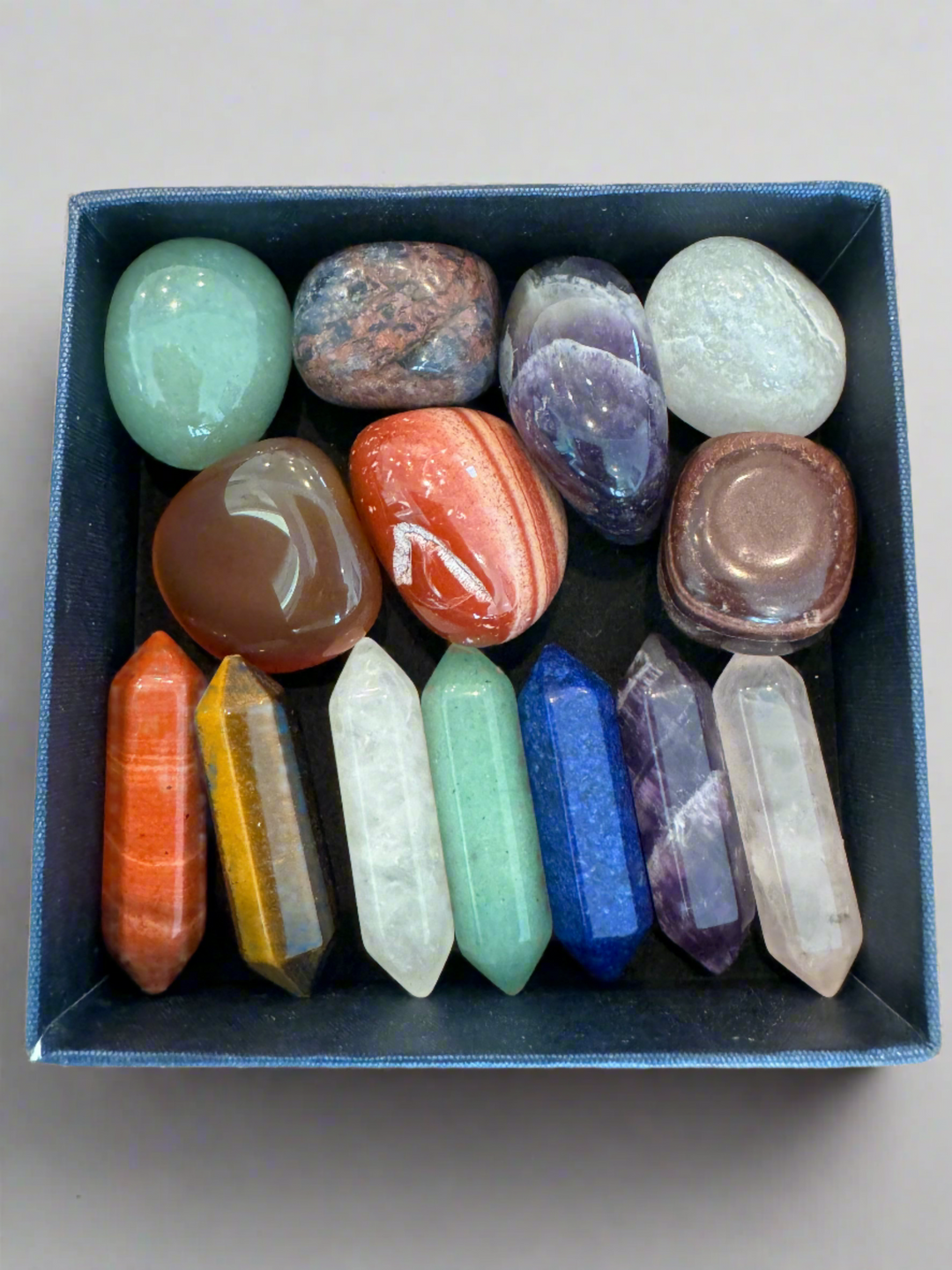 Radiant Harmony - 7 Chakra Tumbled & Hexagon Crystals Gift Set