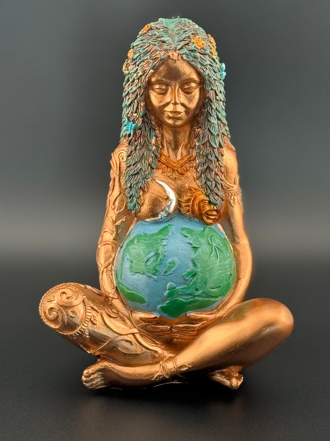 Gaia's Serenity - Handcrafted Resin Statue Honoring the Magnificence of Mother Nature