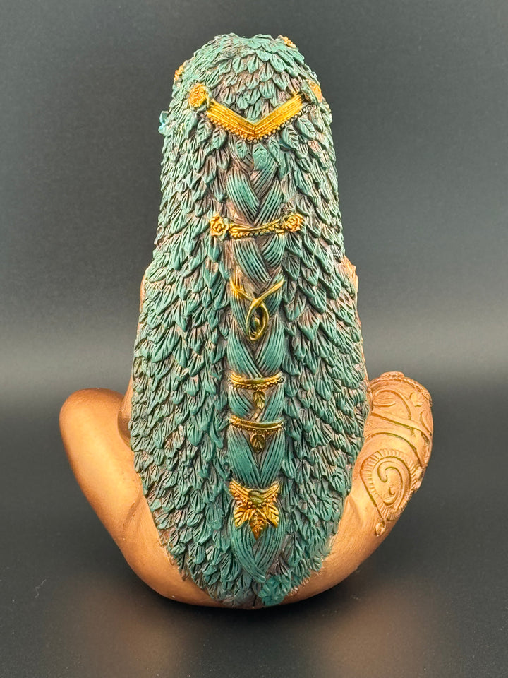 Gaia's Serenity - Handcrafted Resin Statue Honoring the Magnificence of Mother Nature