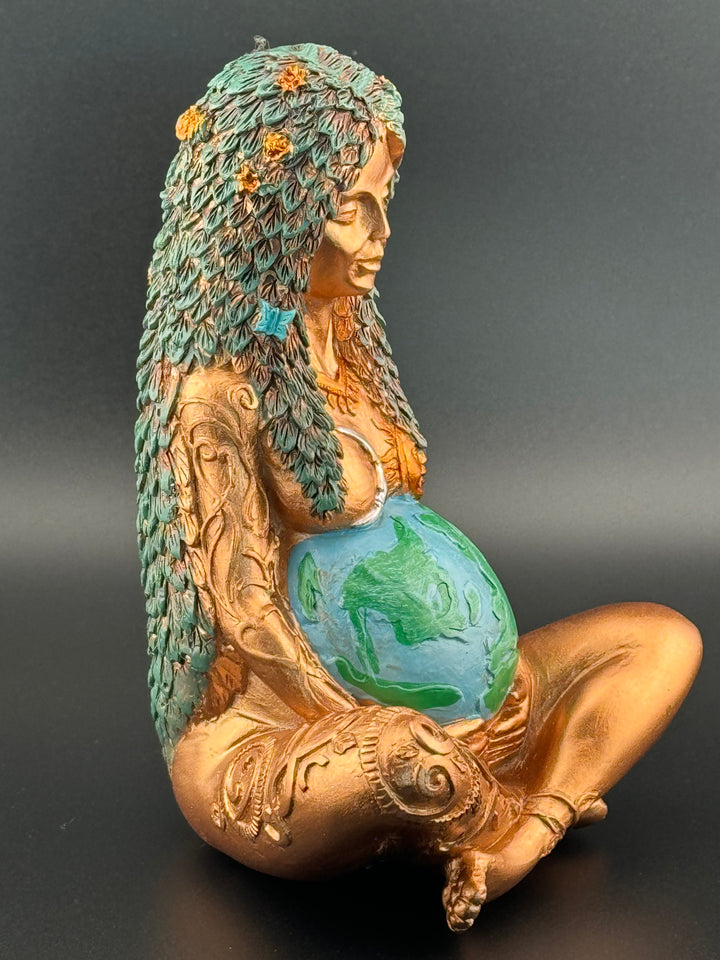 Gaia's Serenity - Handcrafted Resin Statue Honoring the Magnificence of Mother Nature