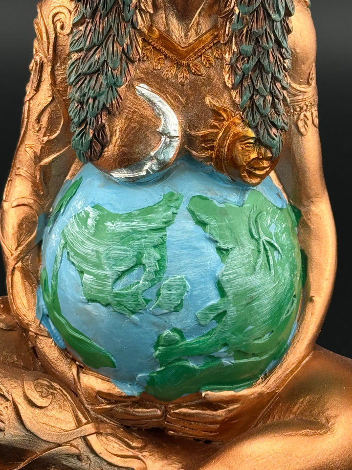 Gaia's Serenity - Handcrafted Resin Statue Honoring the Magnificence of Mother Nature