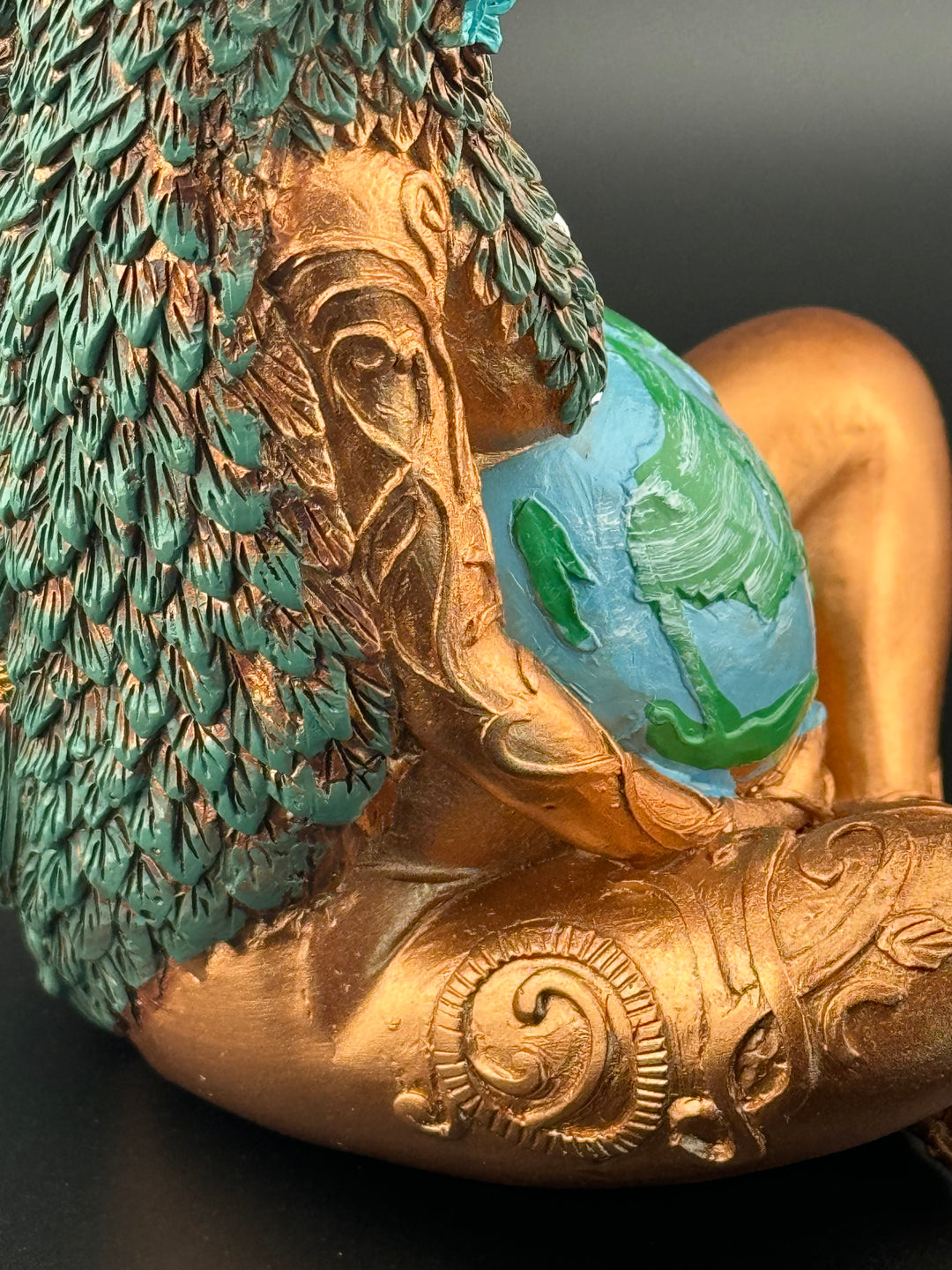 Gaia's Serenity - Handcrafted Resin Statue Honoring the Magnificence of Mother Nature