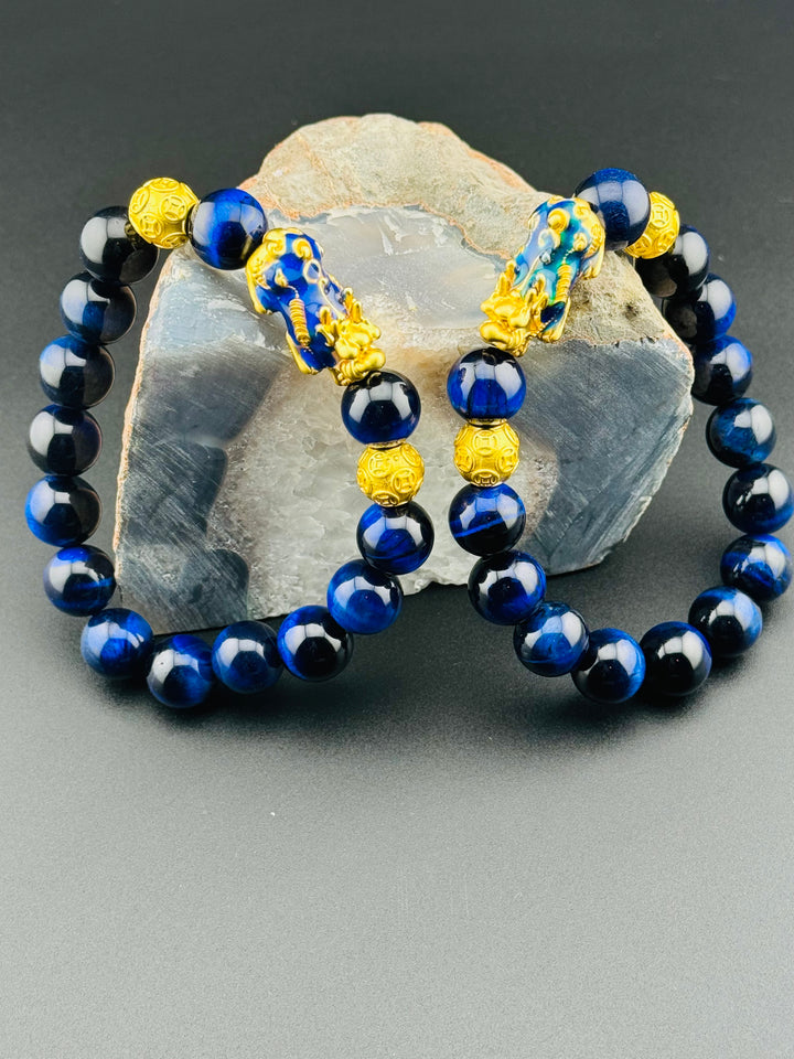 Azure Prosperity - Color Changing Pixiu Bracelet with Blue Tiger's Eye Beads